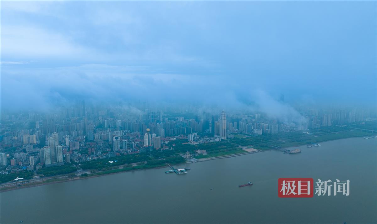 777拉霸游戏